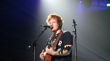 BRIT Awards 2015 - Ed Sheeran plays at the 2015 BRIT Awards