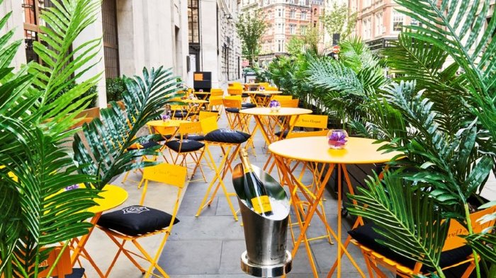 Green Bar Summer Terrace with Veuve Clicquot